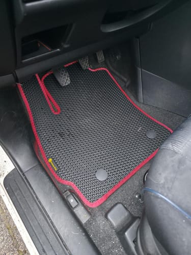 Customer photo review of Auto Fußmatten nach Maß - Komplettset