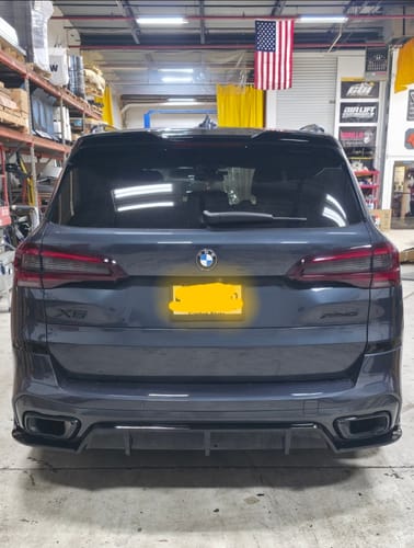 Customer photo review of Fits 2019-2022 BMW G05 X5 with M Sport 3PC Rear Bumper Lip Diffuser Set (Gloss Black)