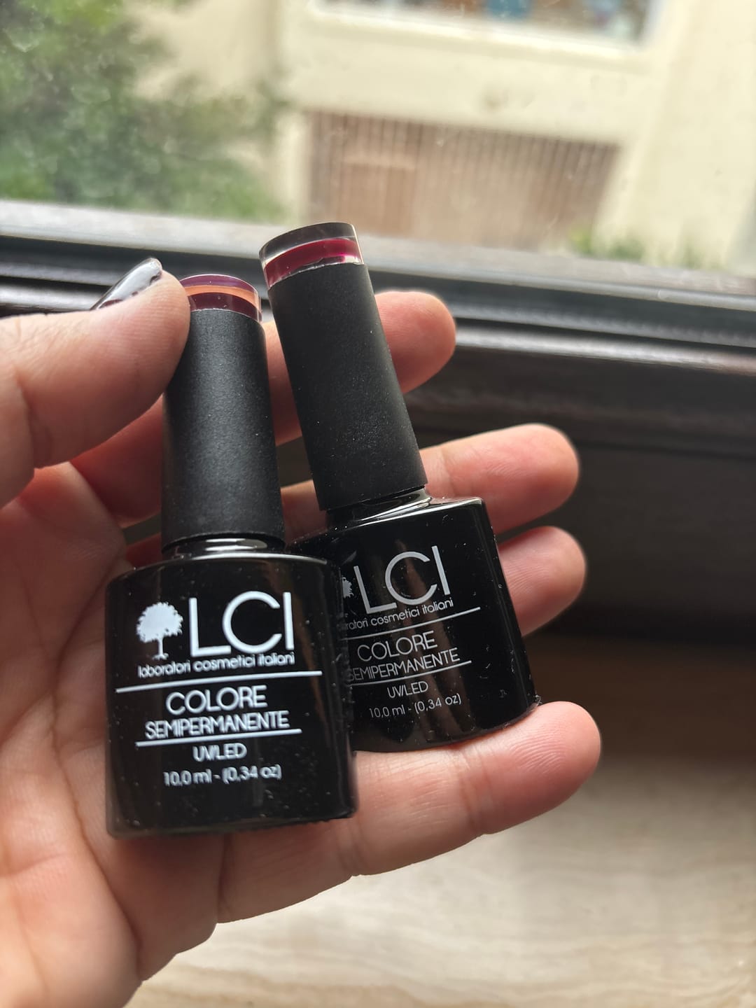 Customer photo review of Smalto Semipermanente LCI -  Rouge Noir - Rosso/Marrone