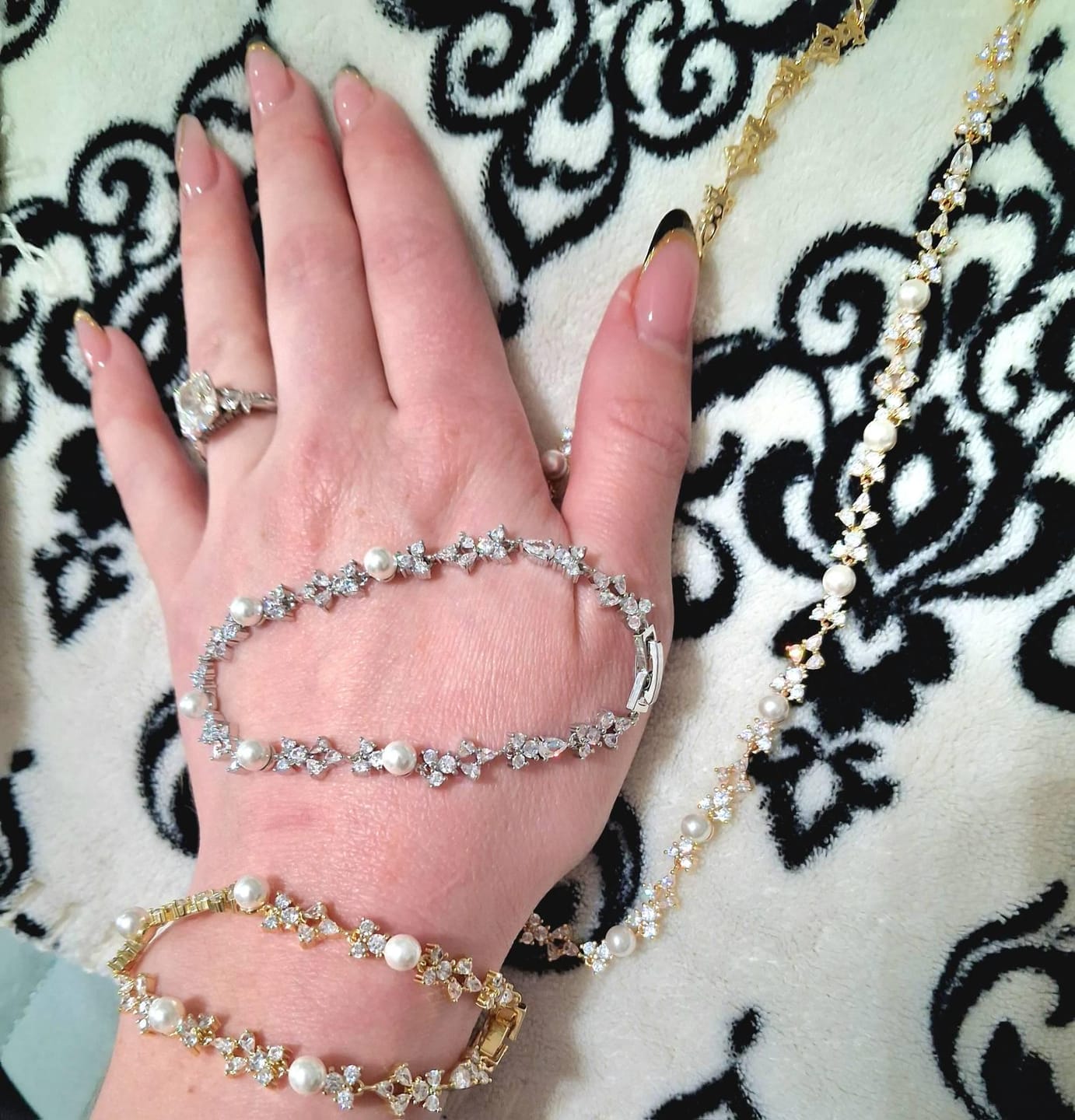 Customer photo review of Kathy Full Jewelry Set
