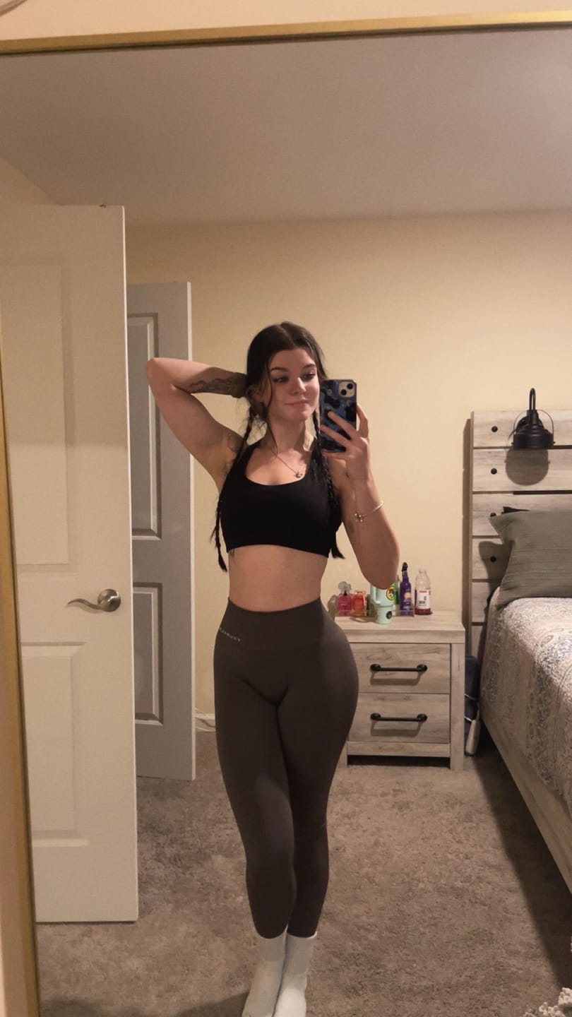 Customer photo review of W220 - Core Seamless Leggings