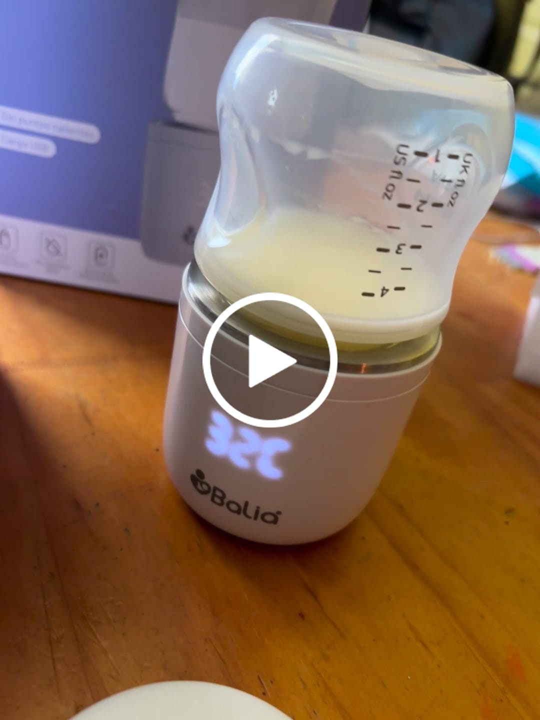Customer video review of Calentador de mamaderas portátil