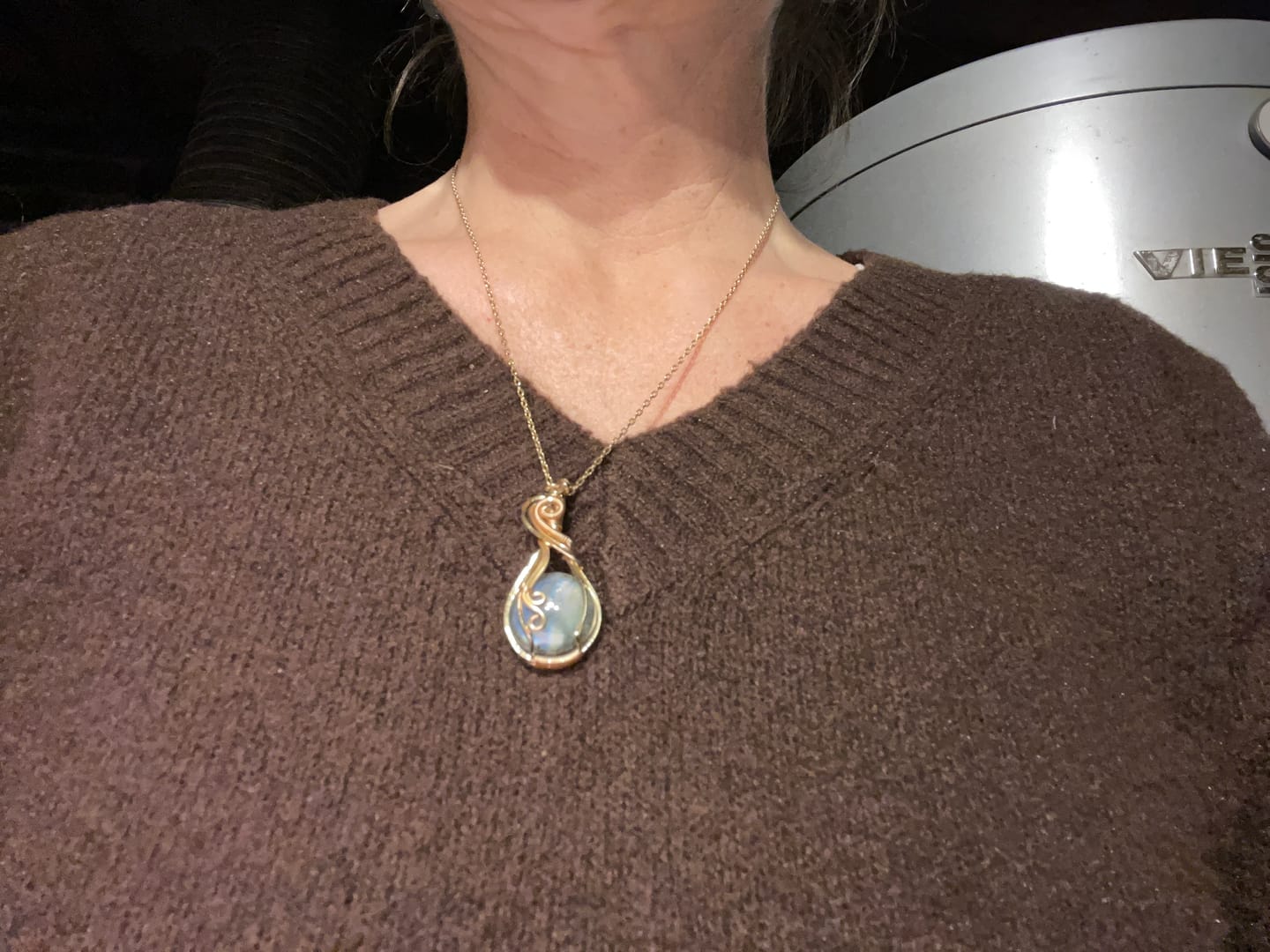 Customer photo review of Pendentif "Œil de l’Univers" en Labradorite