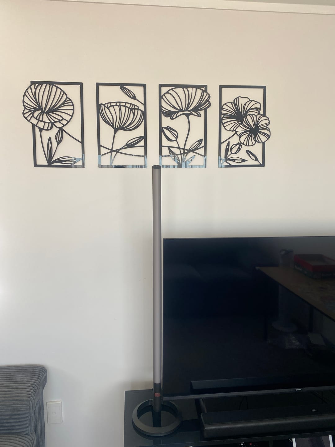 Customer photo review of Four Piece Flower Wall Art Set