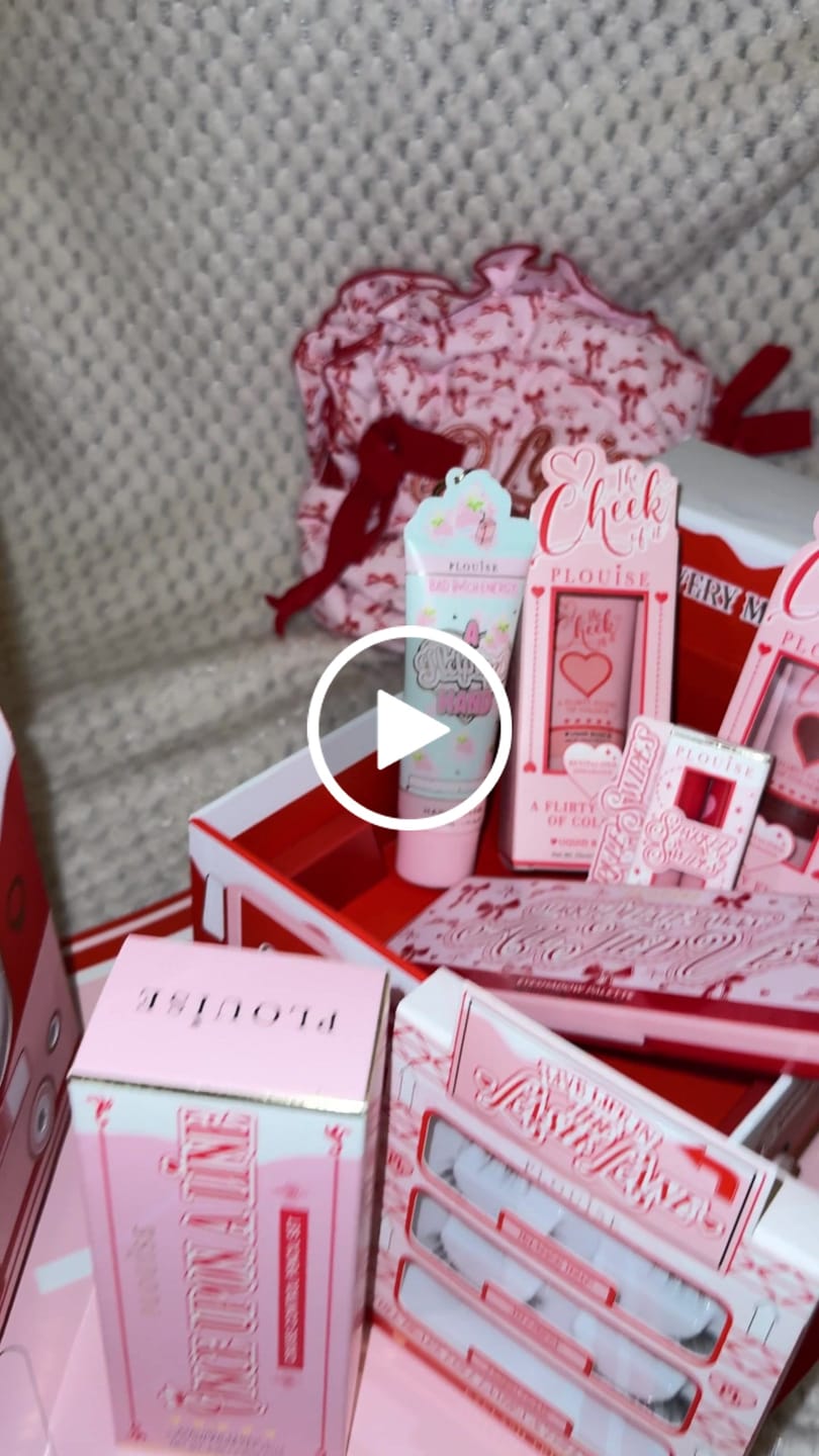 Customer video review of Cruising Home For Christmas Makeup & Beauty Advent Calendar 2025