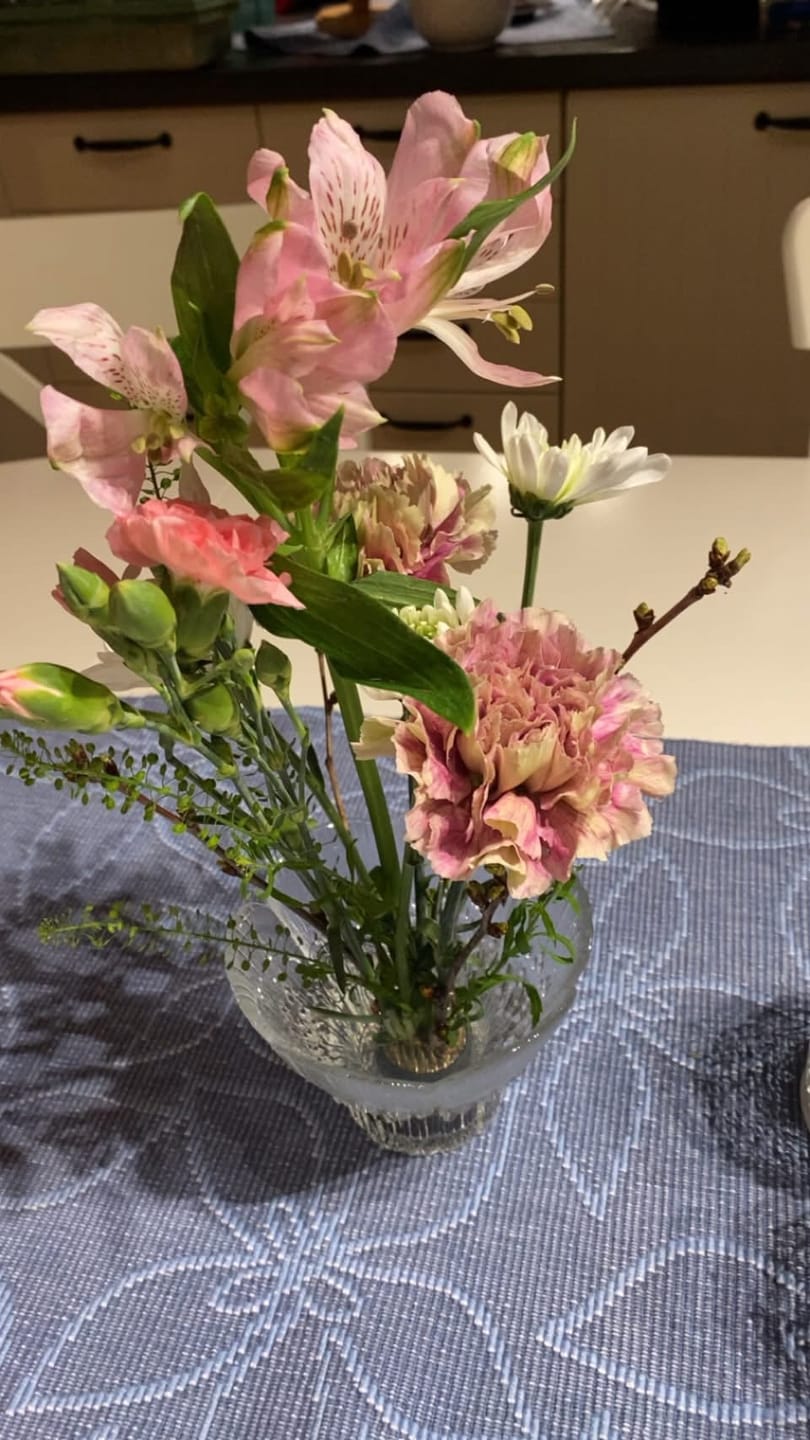 Customer photo review of Kenzan 34 mm Flower Frog