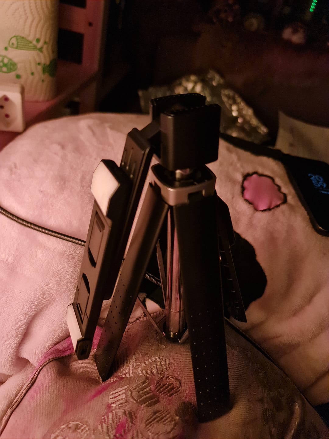 Customer photo review of 2in1 Bluetooth LED Selfie-Stick/Stativ