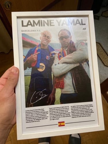 Customer photo review of Lamine Yamal