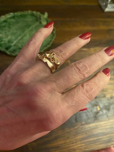 Customer photo review of ALCHIEME PINK GOLD DIAMOND RING