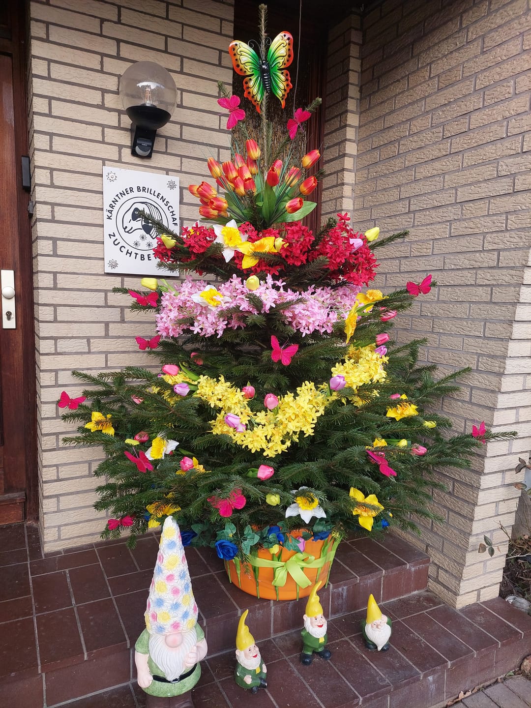 Customer photo review of 170 cm Künstliche Flieder-Rank-Girlande zur Hochzeits-Hausdekoration