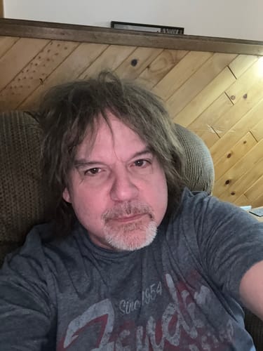 Customer photo review of 70% Extra Light Density Men Hair System V-loop 0.03mm skin base Sage|No-shine under Lights, Blends Well with Your Skin