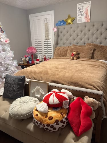 Customer photo review of The CYRA Ultra-Luxe Velvet Bedding Set