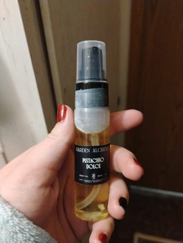 Customer photo review of PISTACHIO DOLCE PERFUME BODY OIL