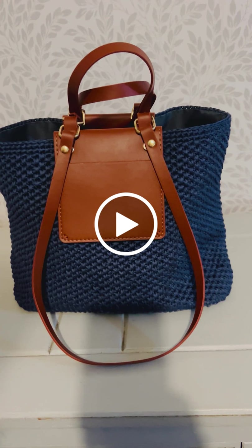 Customer video review of CrochetPark™ Crochet Urban classic Tote Kit