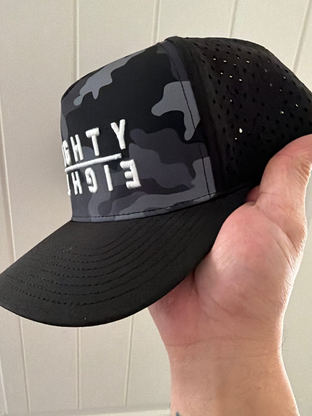Customer photo review of 80Eighty® Mirror Hat