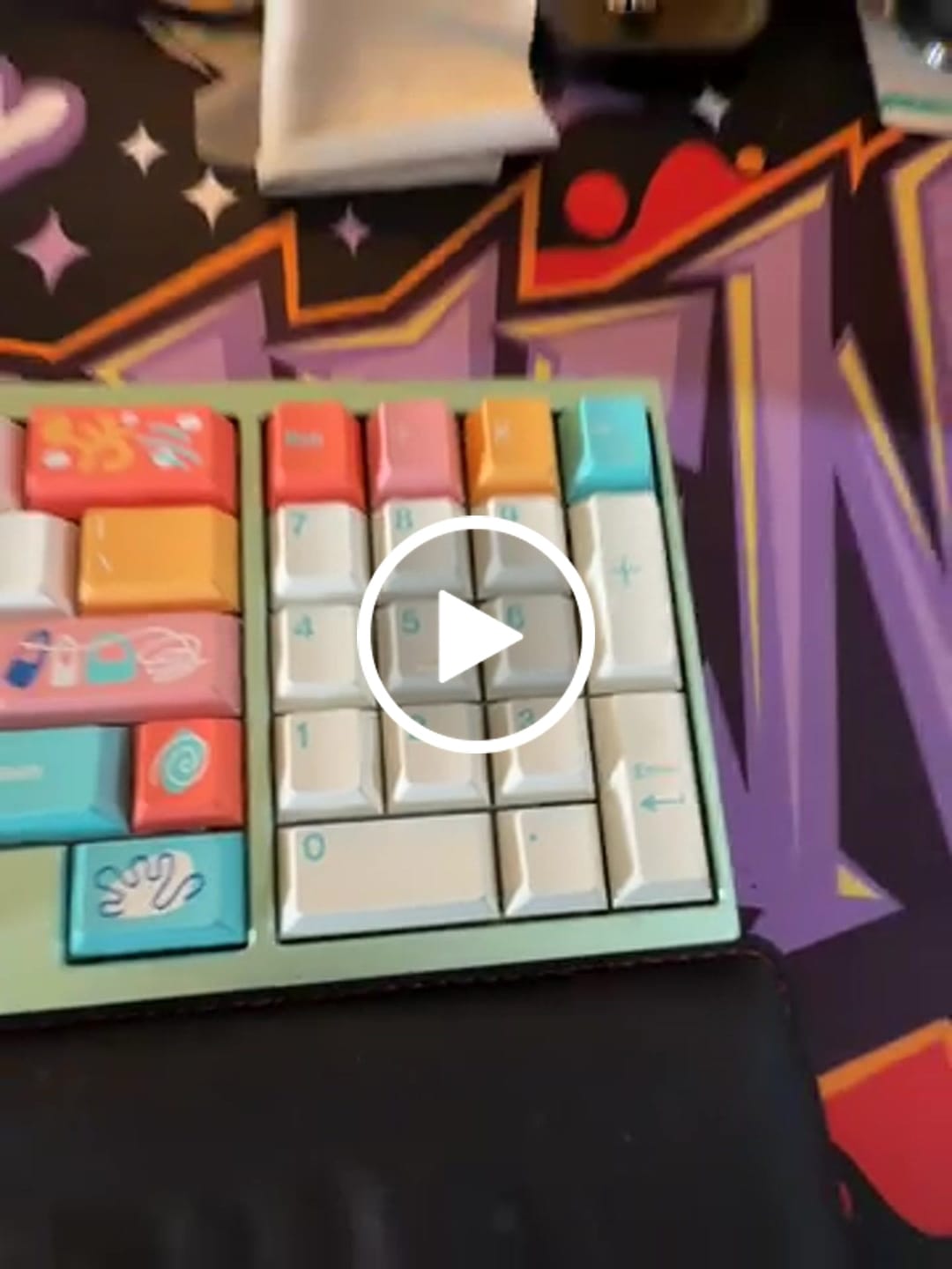 Customer video review of KEYKOBO CINQUE TERRE ABS DOUBLE-SHOT KEYCAP SET