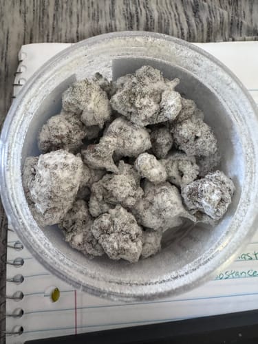 Customer photo review of Snow Capz 28 Grams