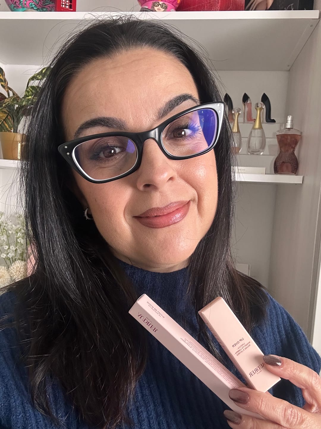 Customer photo review of Lip Contour
