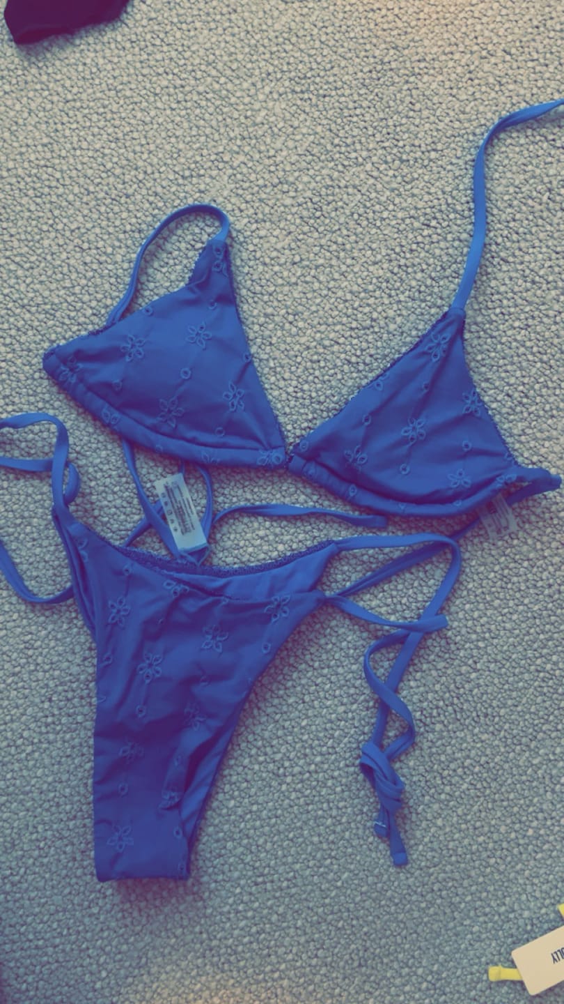 Customer photo review of Seamolly Recycled Fabric Floral Jacquard Lace Trim Halter Triangle Bikini Set