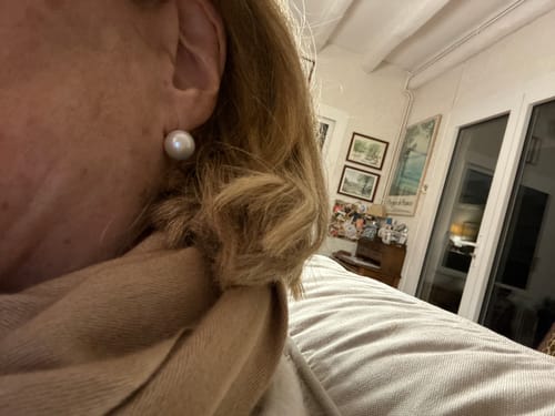 Customer photo review of ALICIA - AAAAA Freshwater Pearl Stud Earrings  in 18k Gold |  Exceptionally Large Pearls