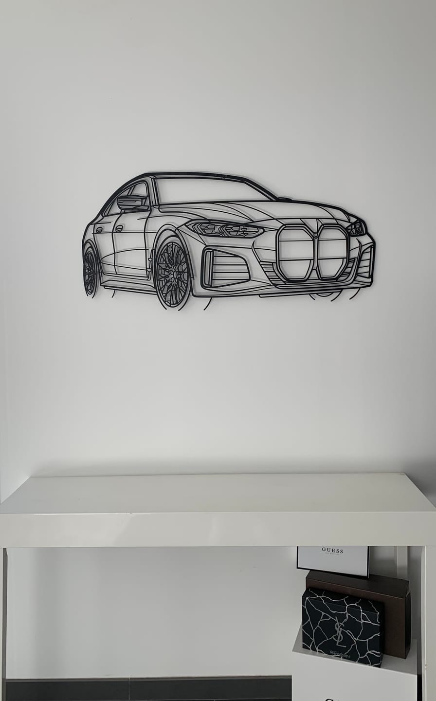 Customer photo review of i4 M50 2024 Décoration murale métallique silhouette angulaire
