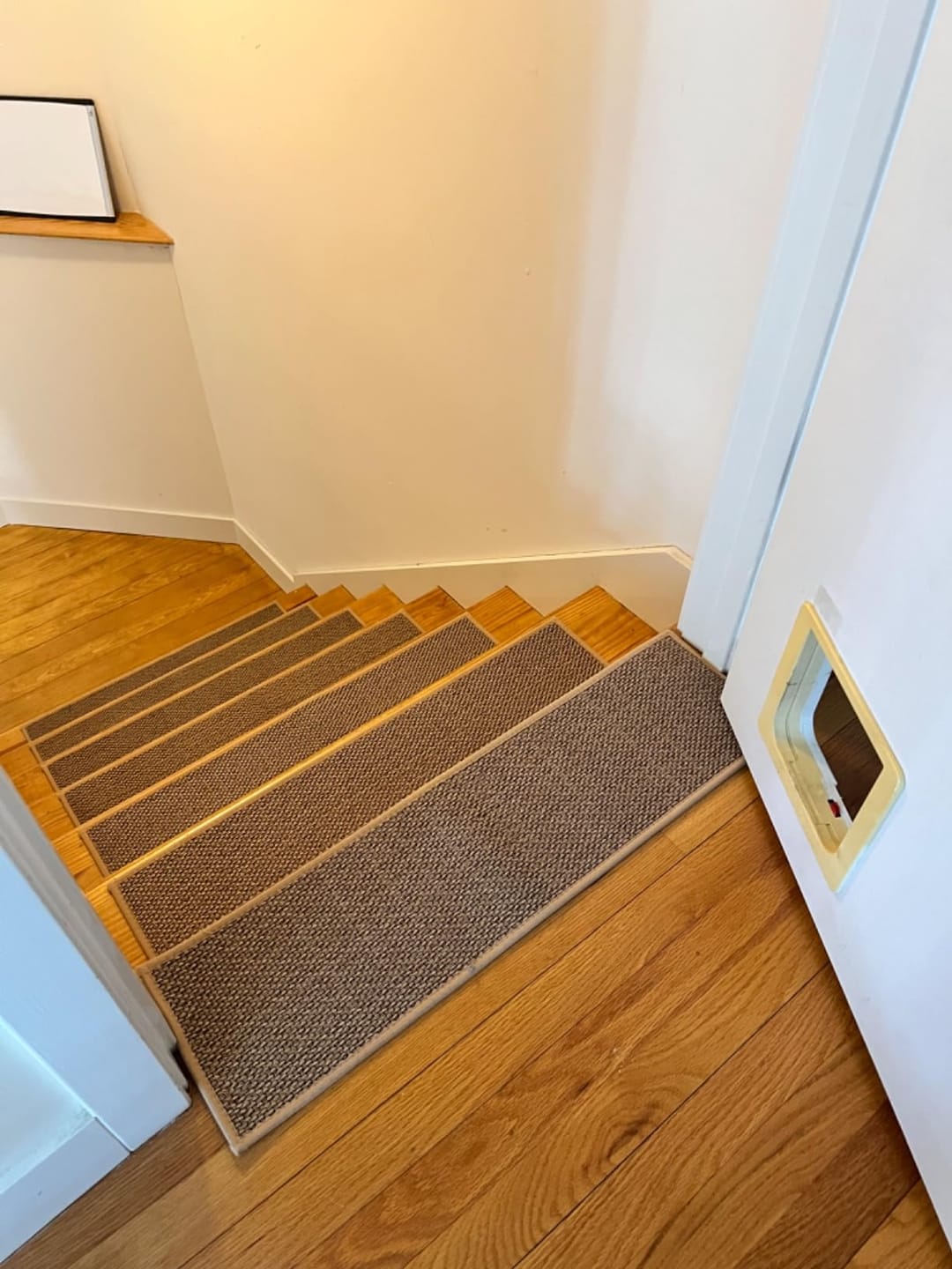 Customer photo review of Woven Non-Slip Stair Treads - Beige