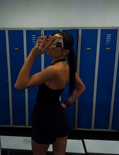 Customer photo review of SCULPTED FIT TOP 2 - BLACK