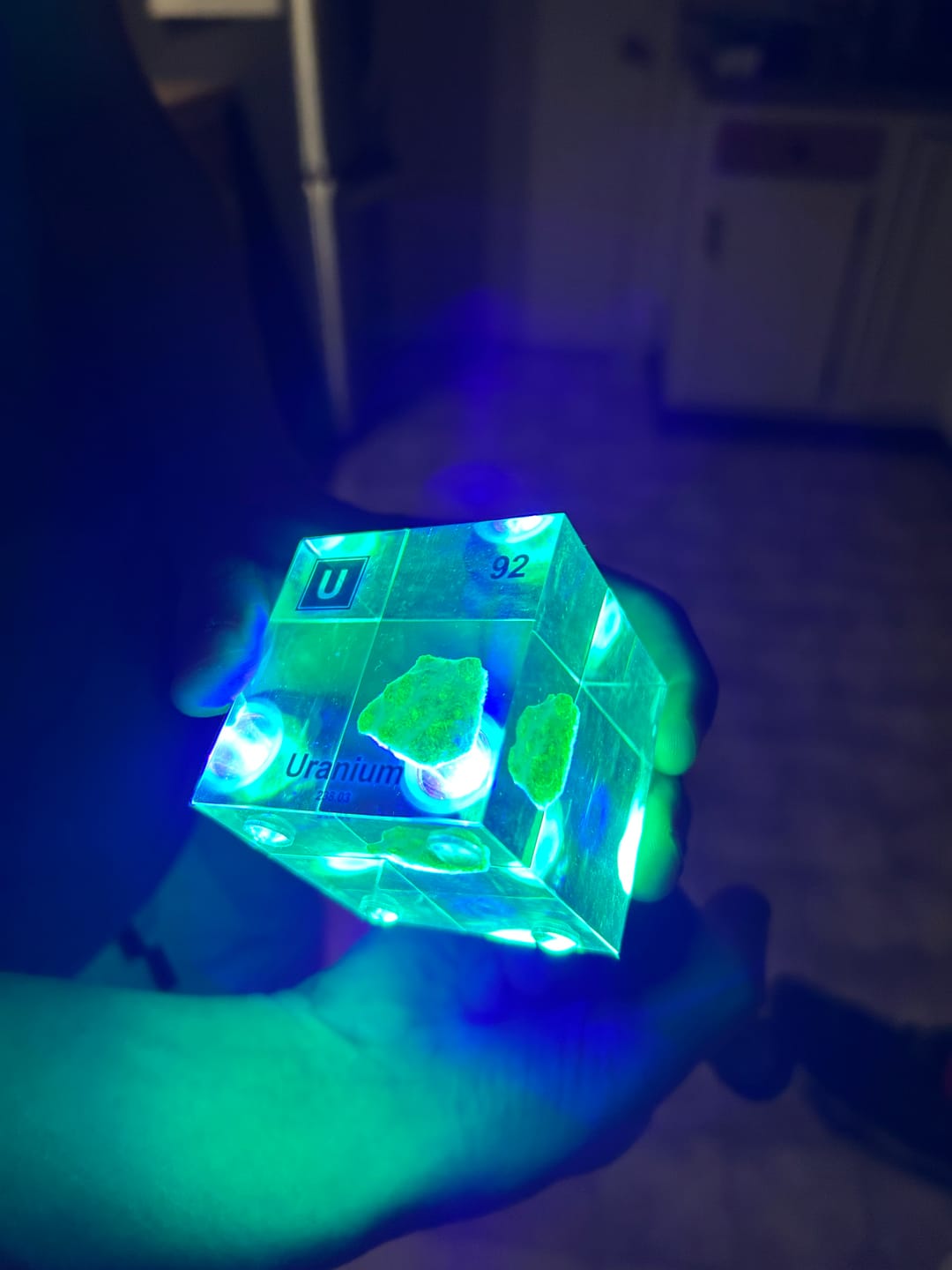 Customer photo review of Uranium Element Cube (2inch Autunite)