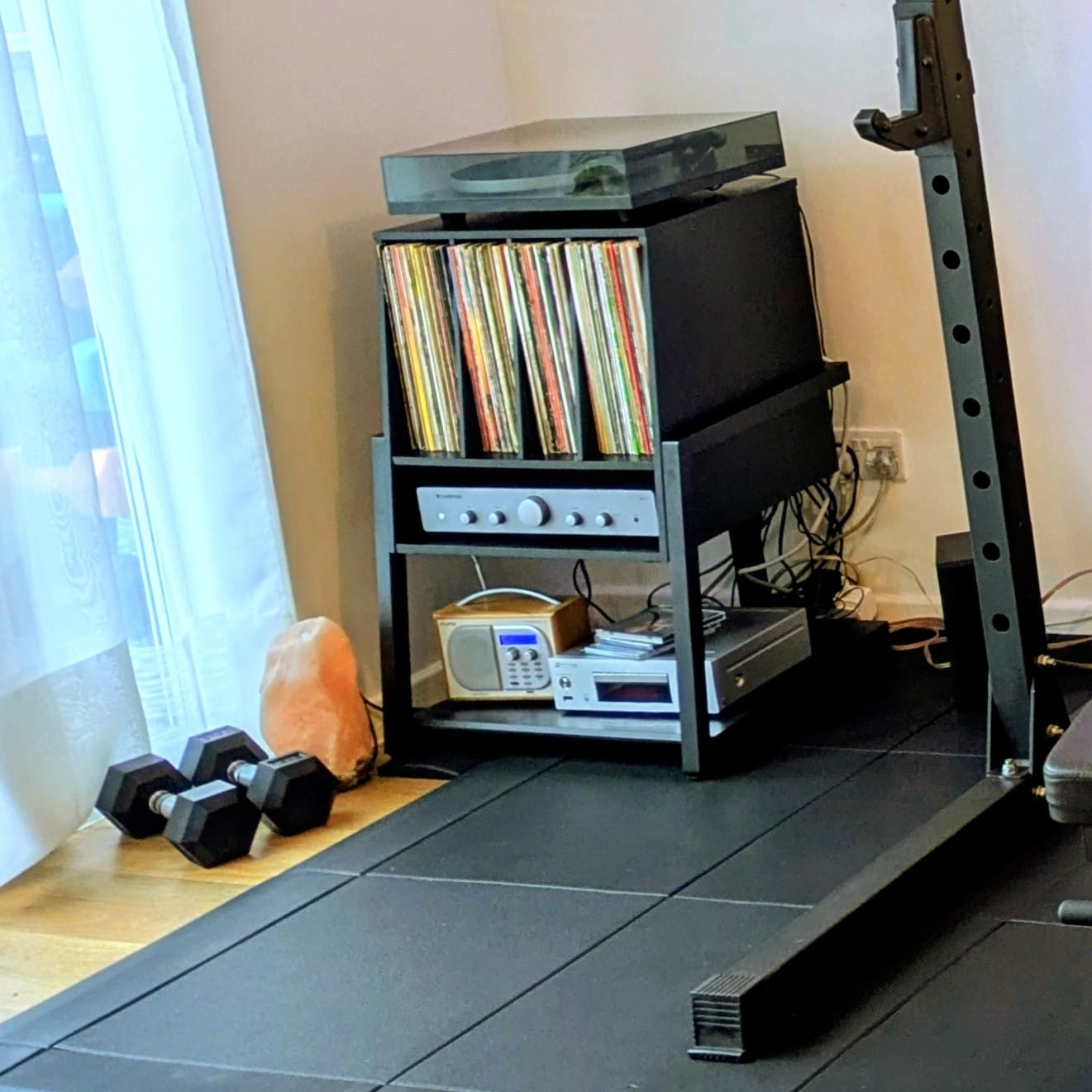Customer photo review of Eiffel RS05 Record Player Stand