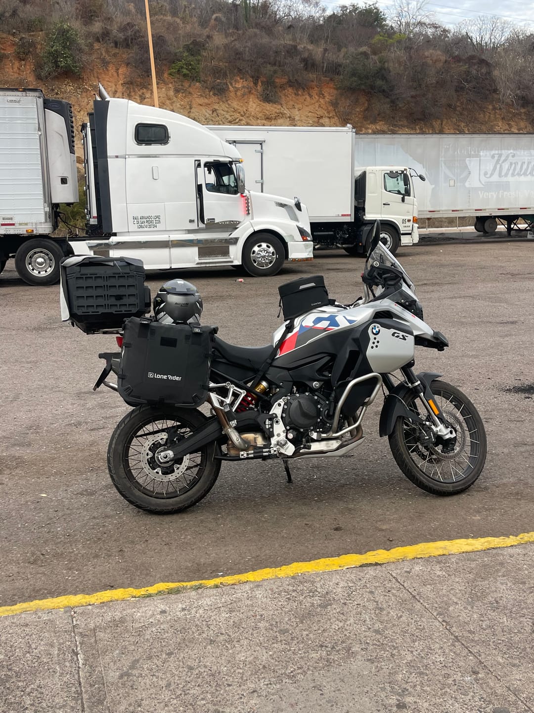 Customer photo review of Ranger Tank Bag