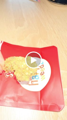 Customer video review of Happy Weedz (CALI) THCA Flower