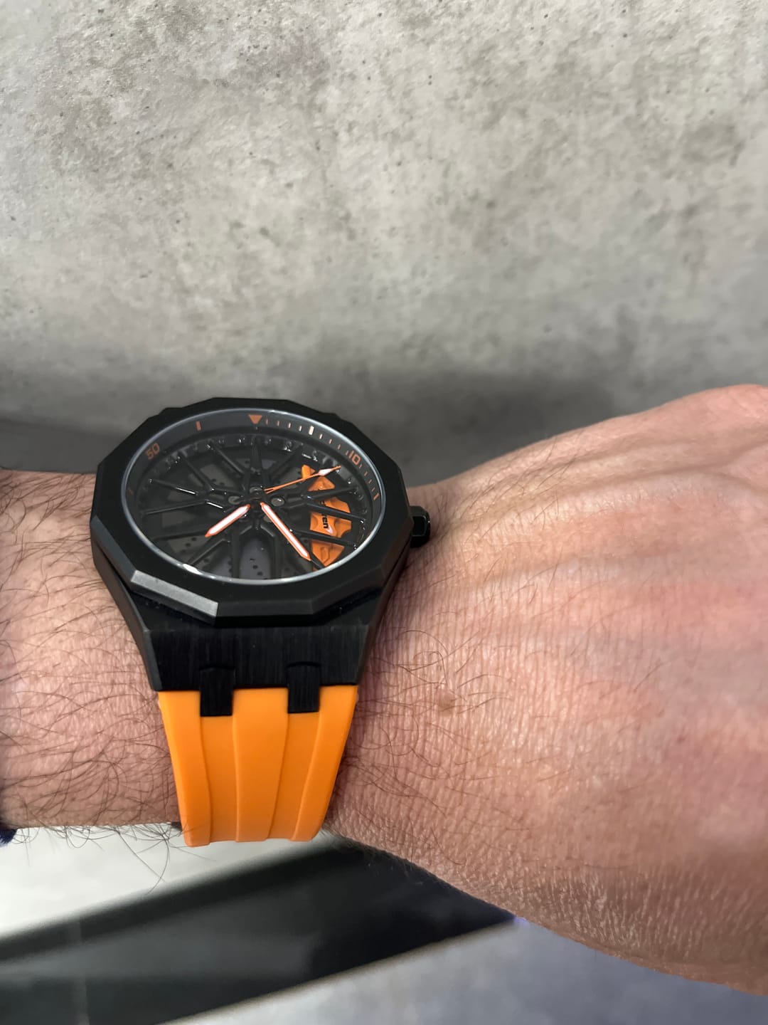 Customer photo review of HMN Senna 720S