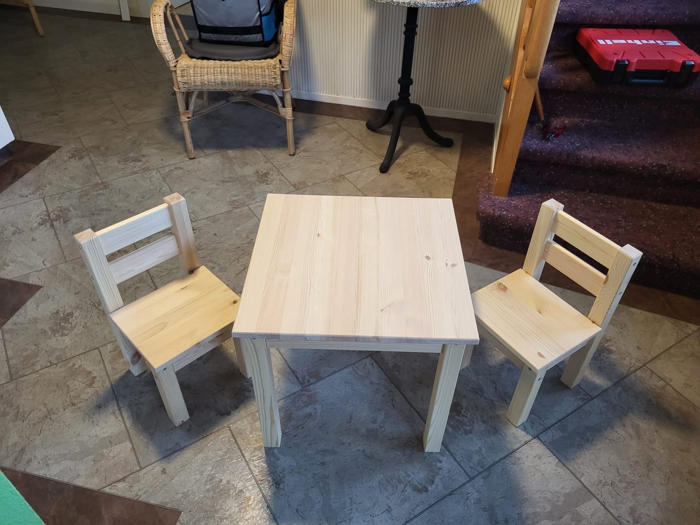 Customer photo review of BUNDLE MADS Bord og to stole