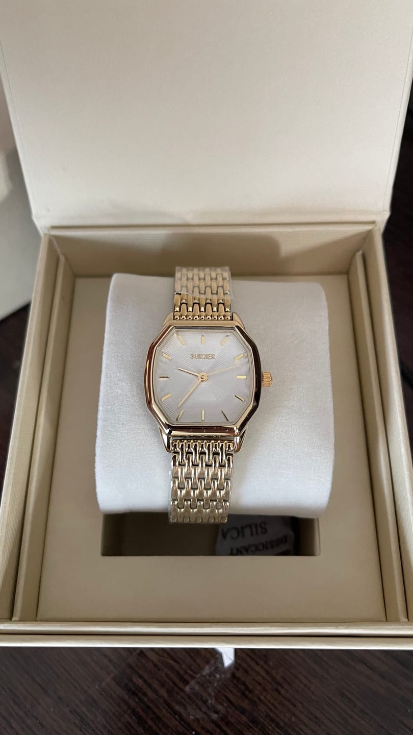 Customer photo review of Julia Gold White