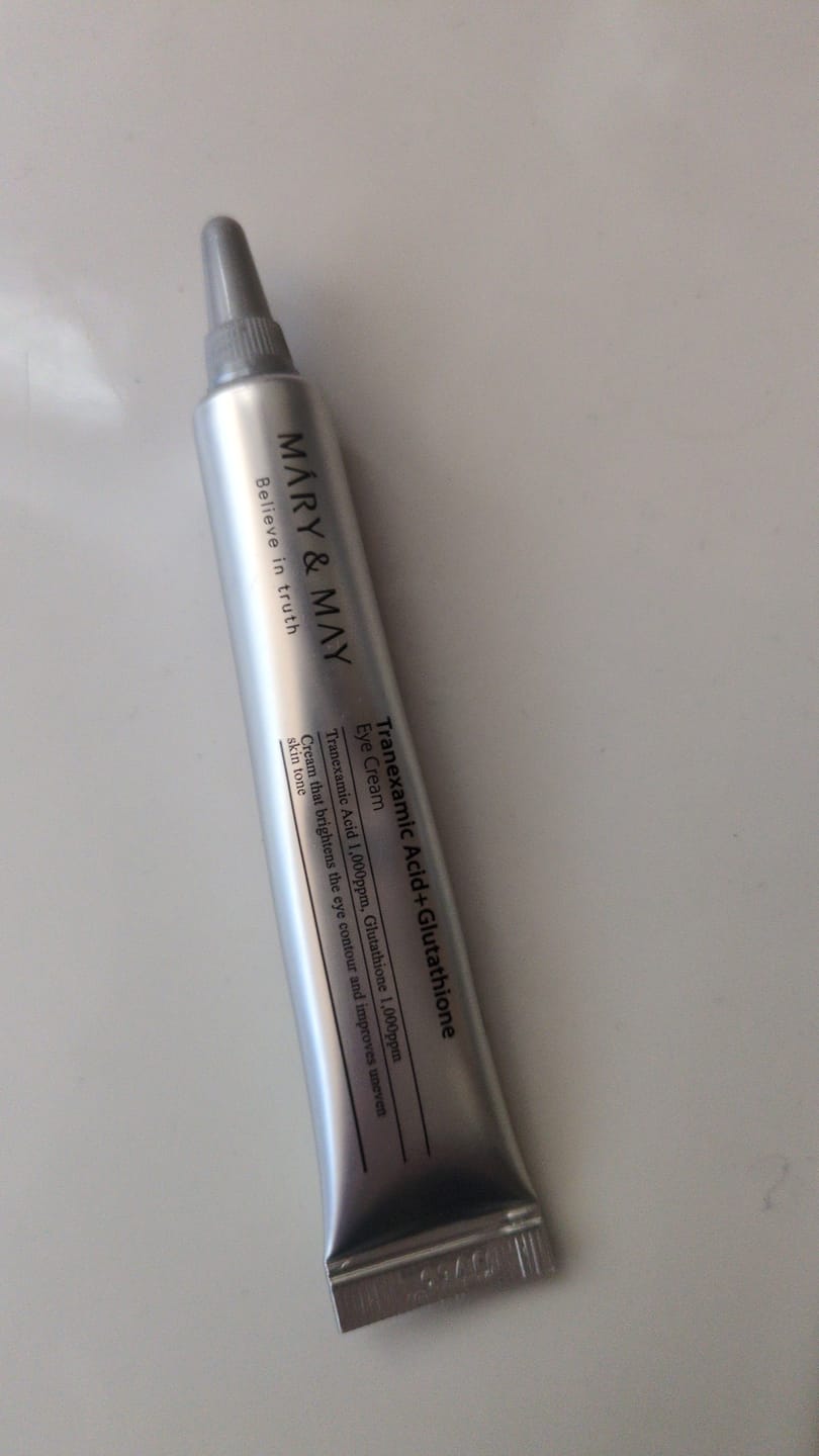 Customer photo review of Mary&May Tranexamic Acid+Glutation krema za područje oko očiju