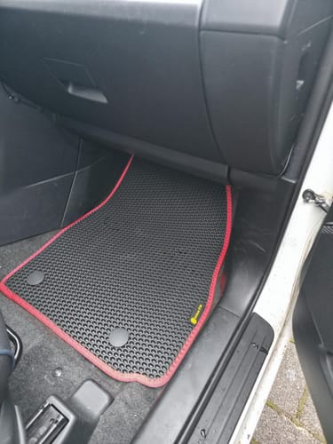 Customer photo review of Auto Fußmatten nach Maß - Komplettset