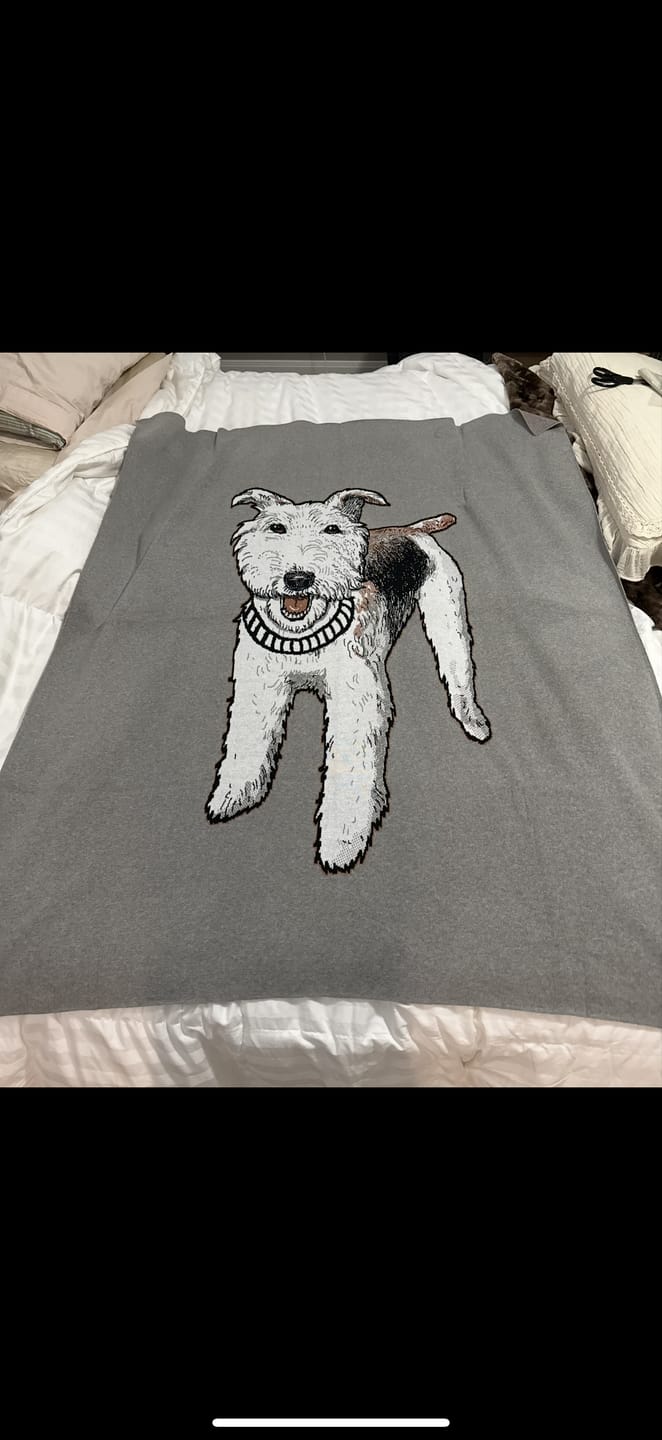 Customer photo review of Plain Dog - Custom Knitted Blanket