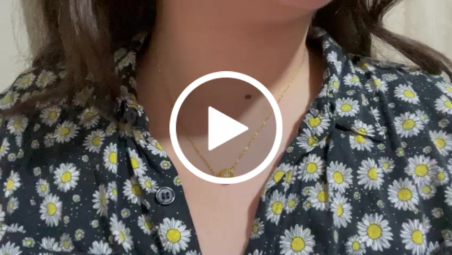 Customer video review of COLLAR GIRASOL BAÑADO EN ORO