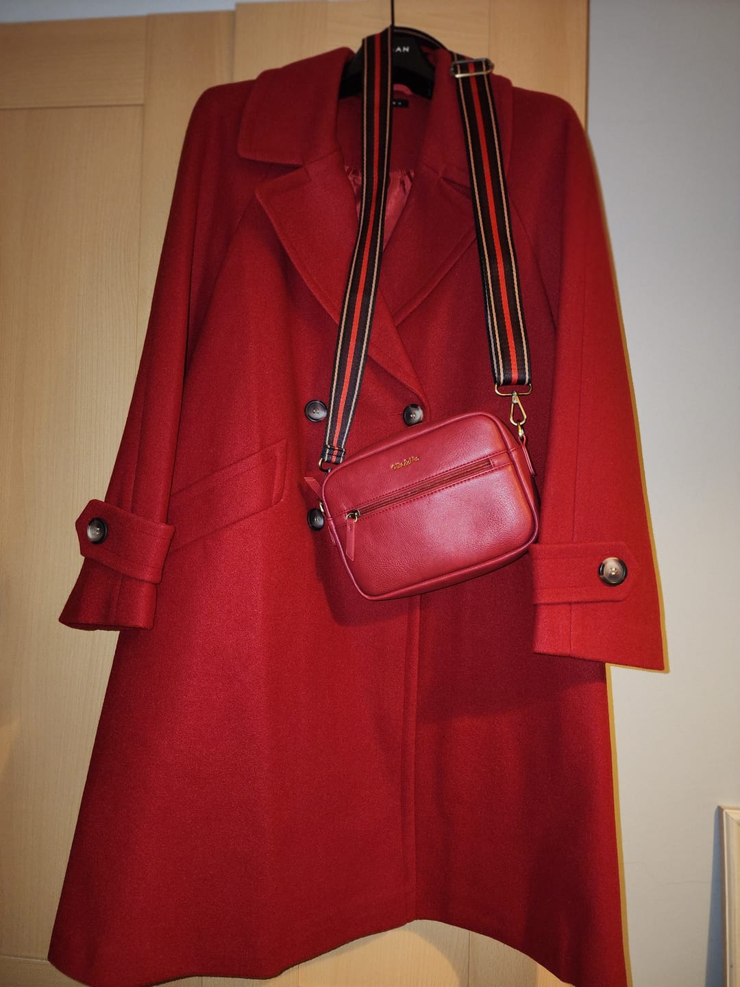 Customer photo review of Gigi Crossbody - Cherry Red