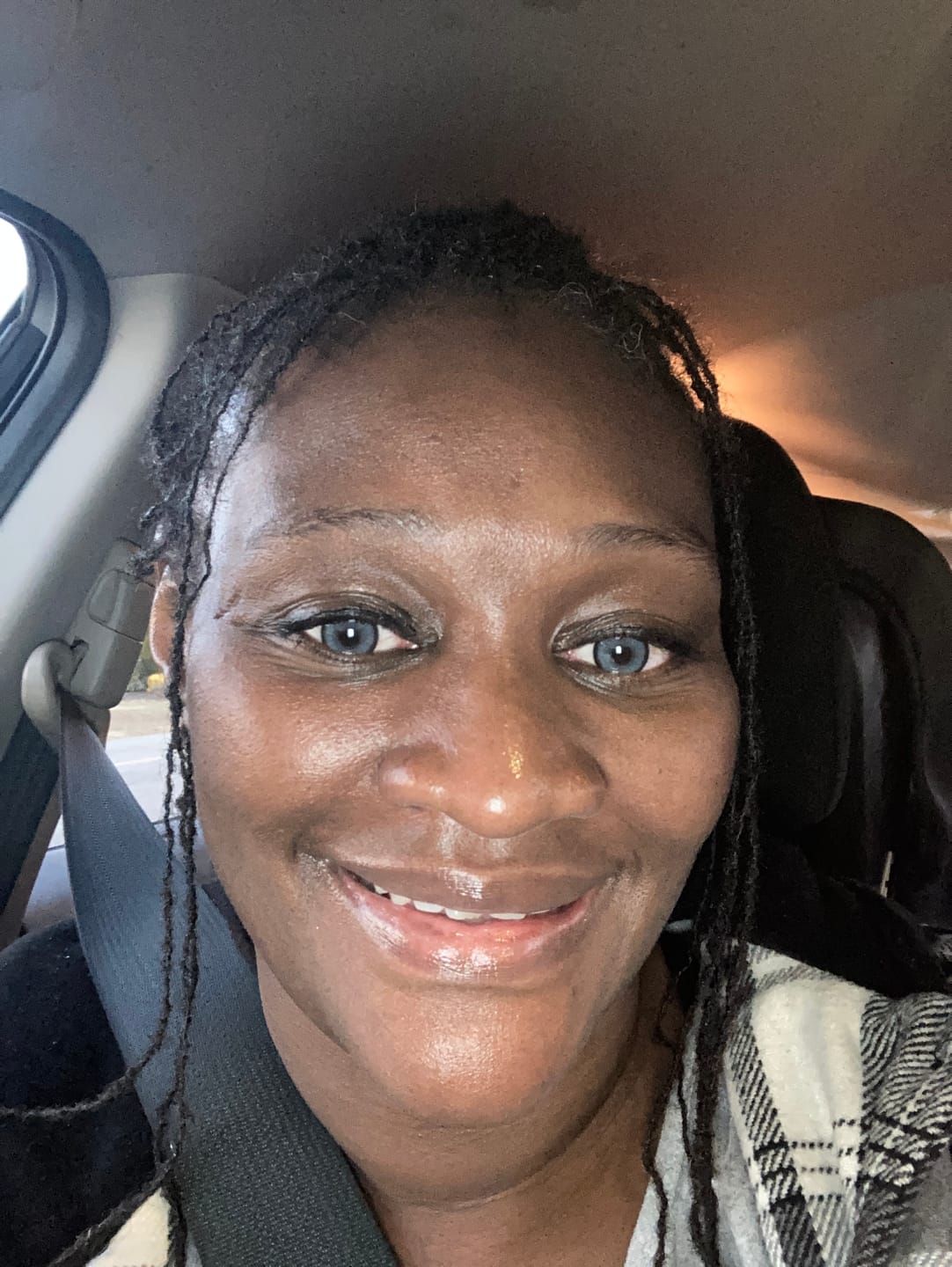 Customer photo review of Norko Gray Prescription Colored Contact Lenses