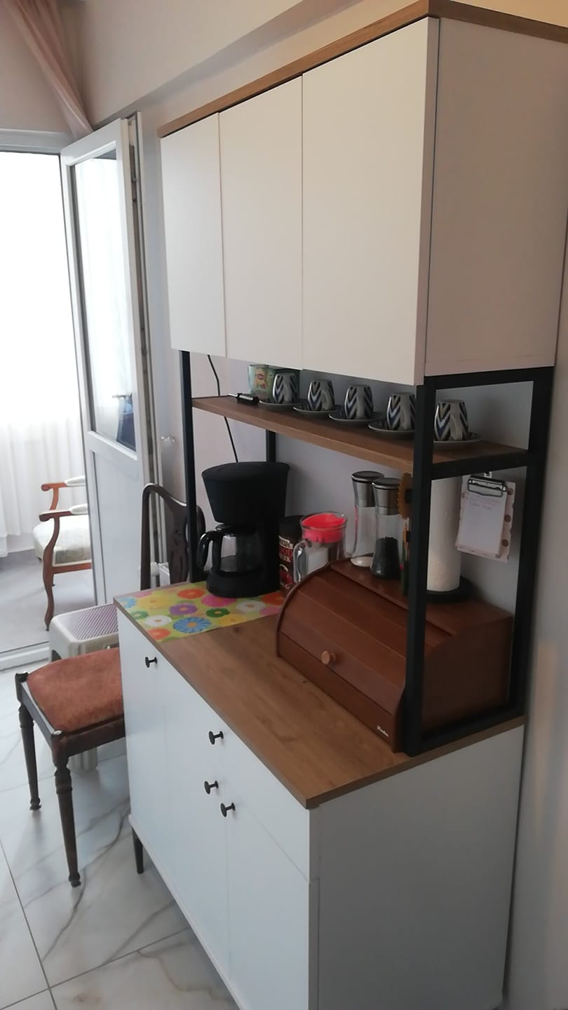 Customer photo review of Rani JE197 Çok Amaçlı Dolap 6 Kapaklı 1 Çekmeceli Kiler Mutfak Dolabı Sepet Ceviz - Beyaz