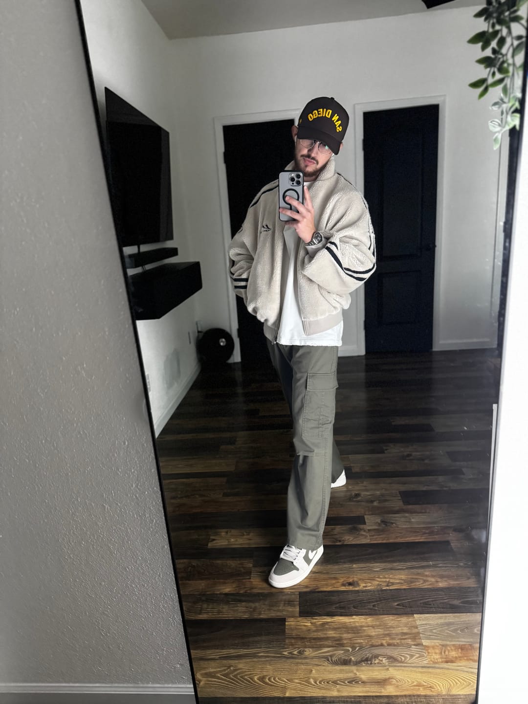 Customer photo review of 6047 - Classic Cargo Pants