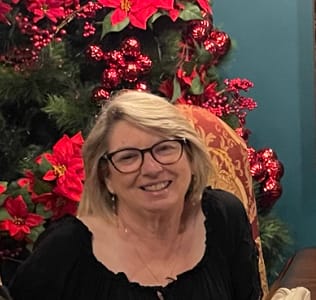 Customer photo review of Violet Toning Conditioner Bar