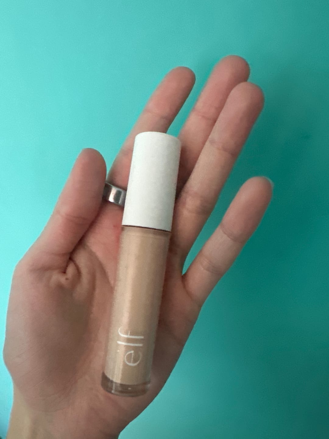 Customer photo review of Hydrating Camo Concealer