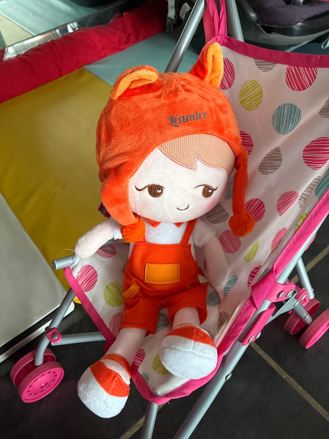 Customer photo review of Personnalisée Poupée en Peluche avec Expression Coquine en Costume de Renard