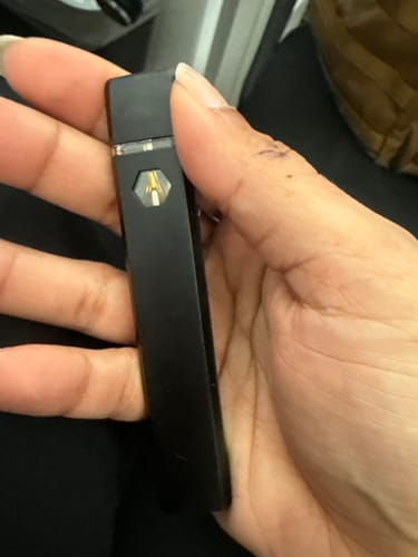 Customer photo review of 1 Gram HHC Full Spectrum Vape Pen | Pineapple Express - Sativa