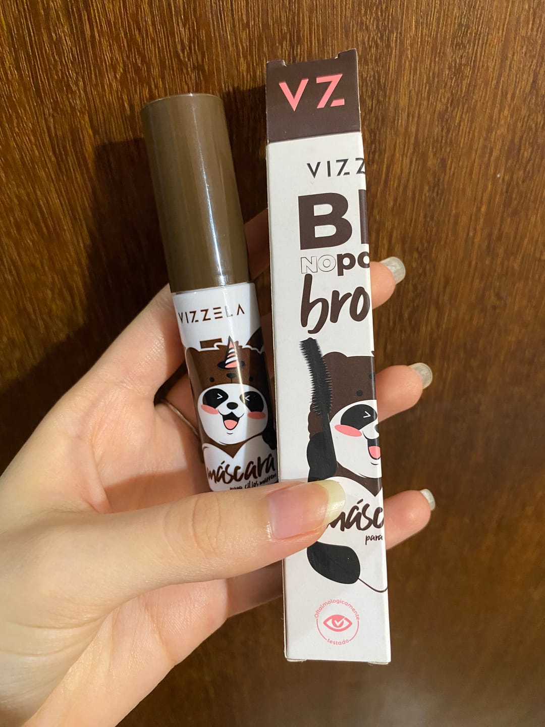 Customer photo review of Máscara Big No Panda Brown Vizzela - Marrom