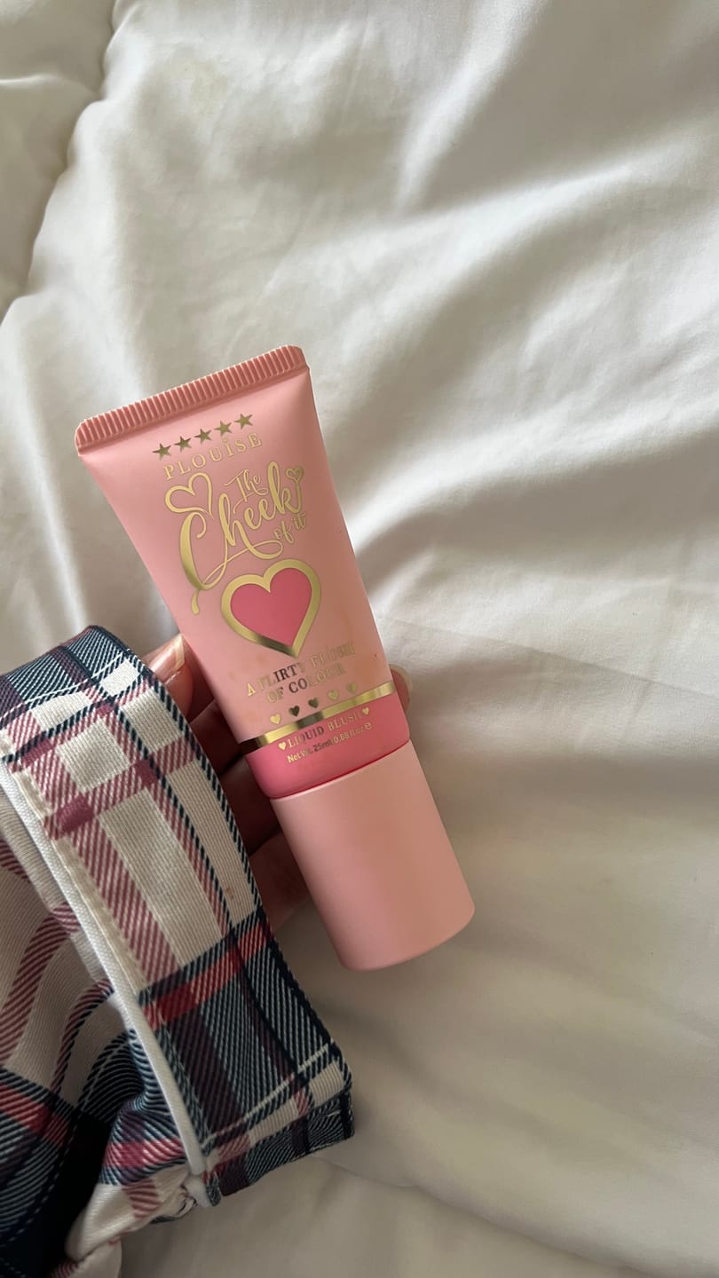 Customer photo review of Plouise The Cheek of it - Liquid Bronzer