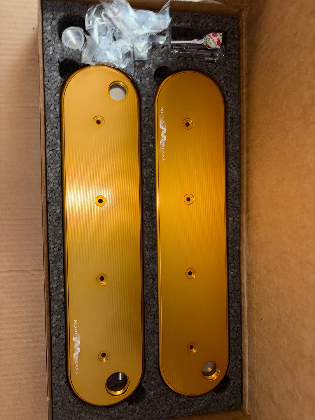 Customer photo review of Motion Raceworks GOLD Billet LS Valve Covers