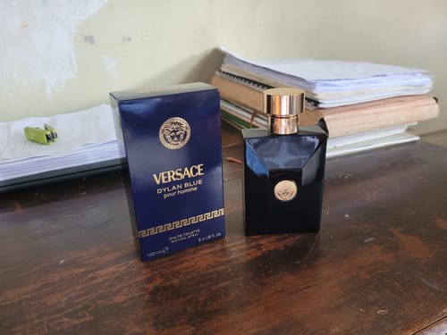 Customer photo review of Versace Pour Homme Dylan Blue Eau De Toilette For Men